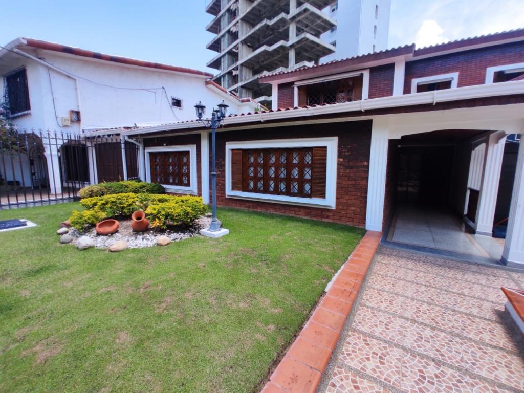 Casa en Altos De Riomar