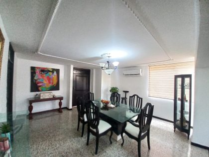 Apartamento en Altos De Riomar